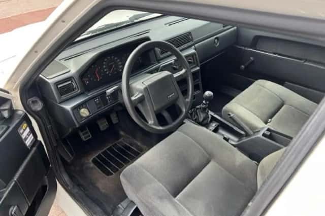 Volvo 940 (1990) thumbnail 4