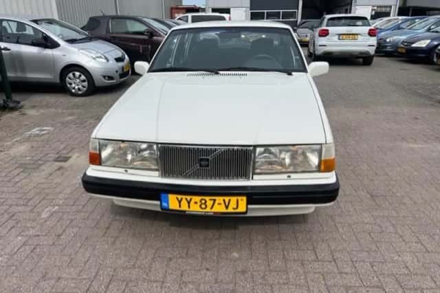 Volvo 940 (1990) thumbnail 5