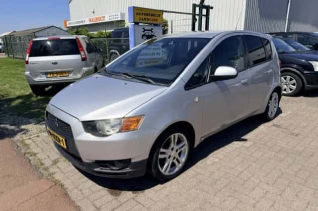 Mitsubishi Colt (2009) thumbnail 1