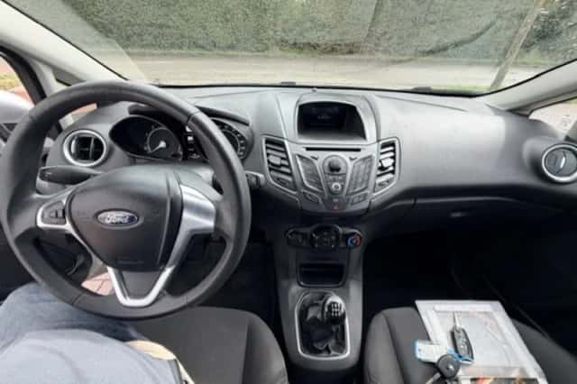 Ford Fiesta (2014) thumbnail 6