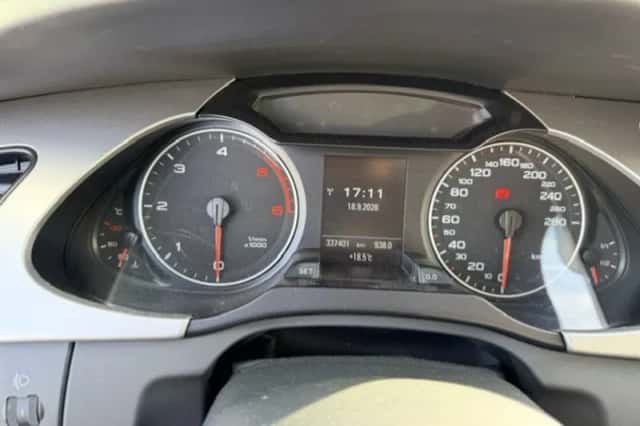 Audi A4 (2009) thumbnail 6