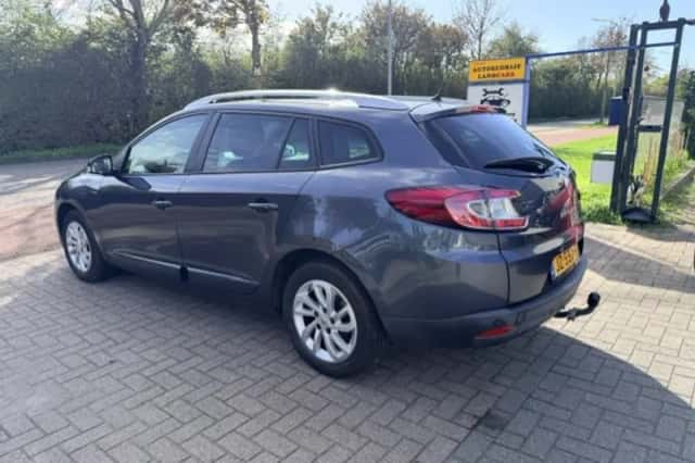 Renault Mégane (2016) thumbnail 4