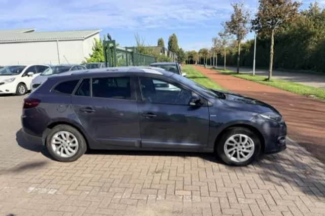 Renault Mégane (2016) thumbnail 5