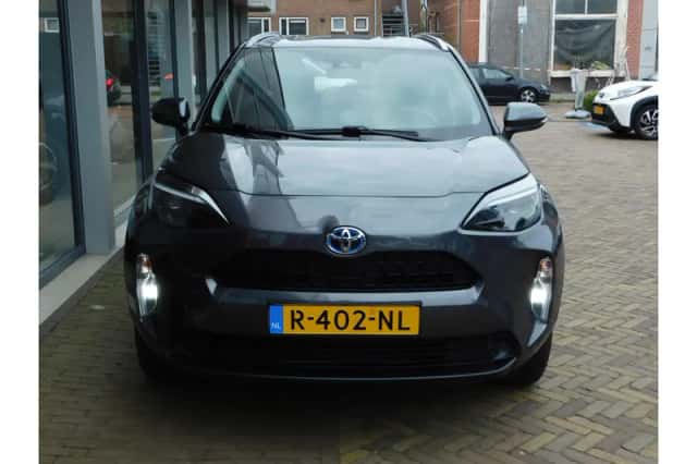 Toyota Yaris Cross (2022) thumbnail 3