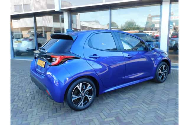 Toyota Yaris (2025) thumbnail 6