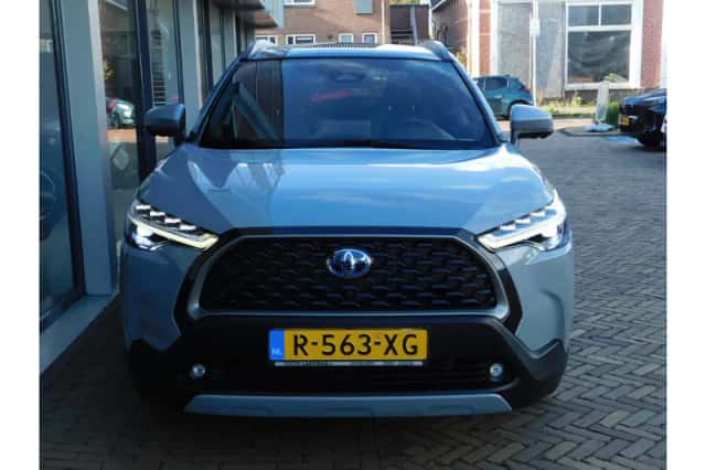 Toyota Corolla Cross (2022) thumbnail 4