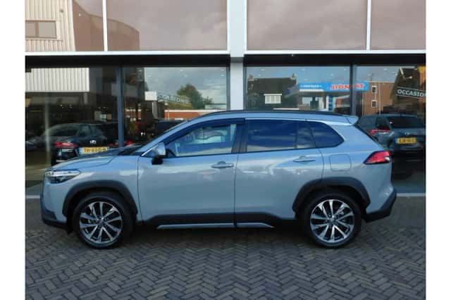 Toyota Corolla Cross (2022) thumbnail 5