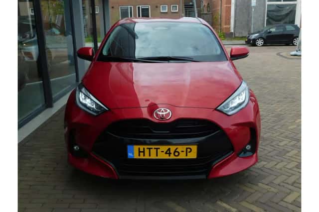 Toyota Yaris (2025) thumbnail 4