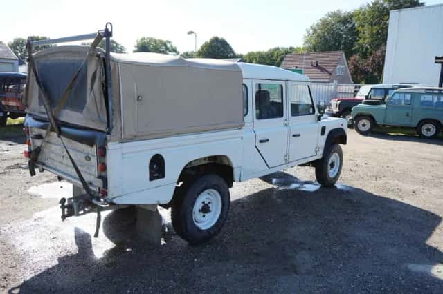 Land Rover Defender (1998) thumbnail 5