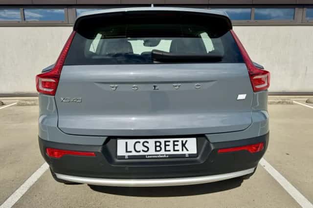 Volvo XC40 (2022) thumbnail 6