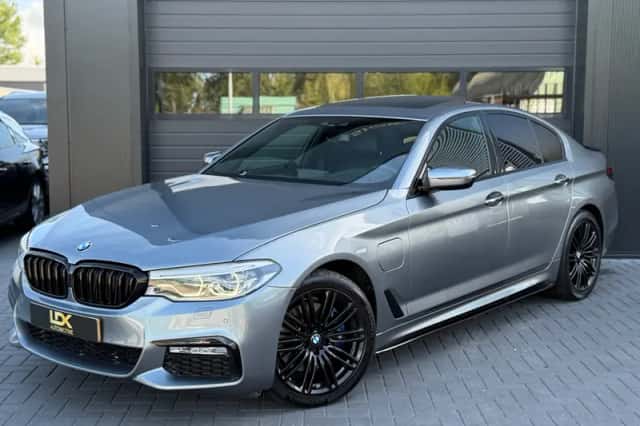BMW 5-Serie (2018) thumbnail 1