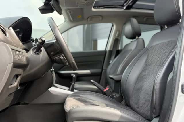 Suzuki Vitara (2019) thumbnail 6