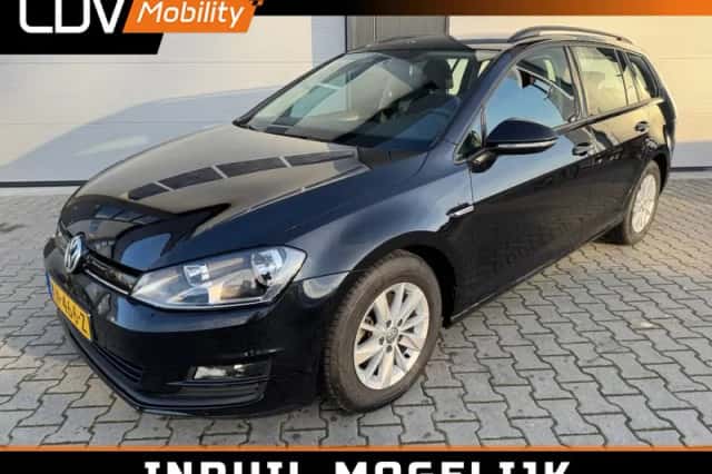 Volkswagen Golf (2016) thumbnail 1