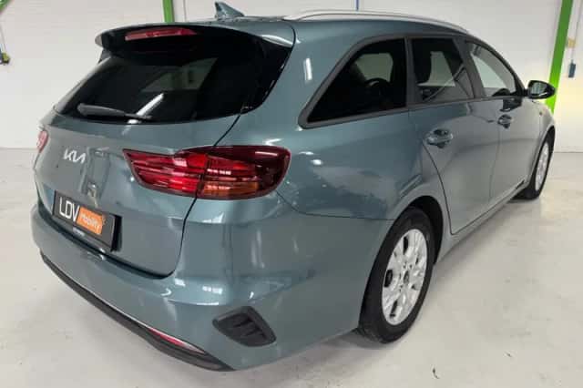 Kia Ceed (2022) thumbnail 6