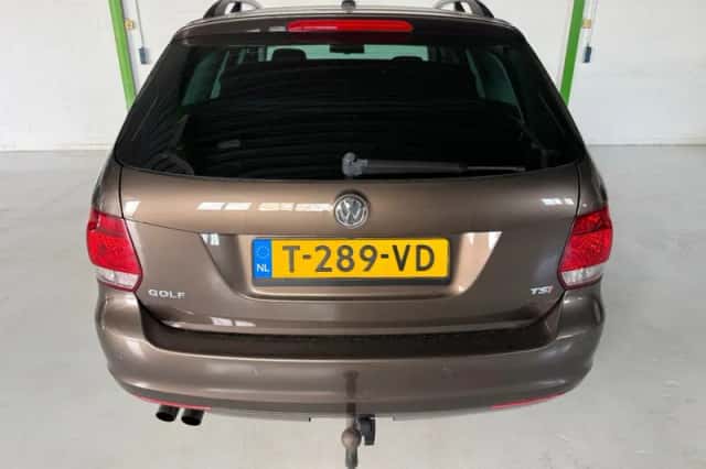 Volkswagen Golf (2012) thumbnail 5