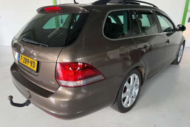 Volkswagen Golf (2012) thumbnail 6