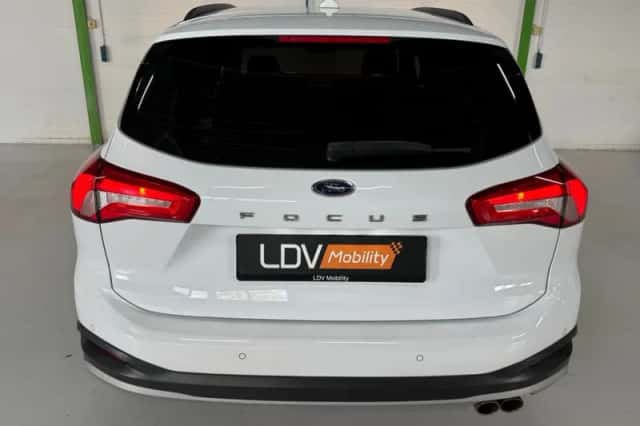 Ford Focus (2019) thumbnail 5