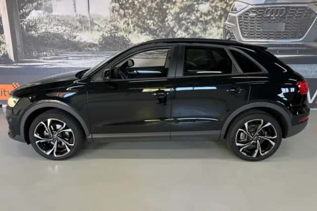 Audi Q3 (2016) thumbnail 5