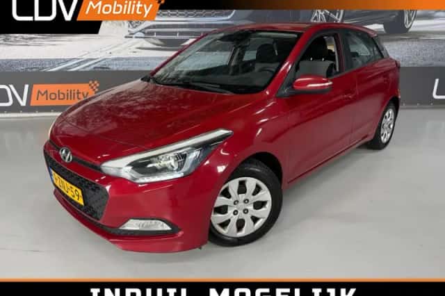 Hyundai i20 (2015) thumbnail 1