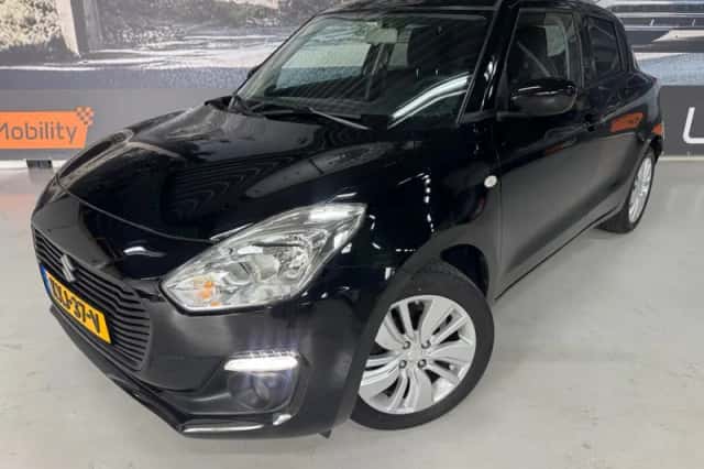Suzuki Swift (2019) thumbnail 3