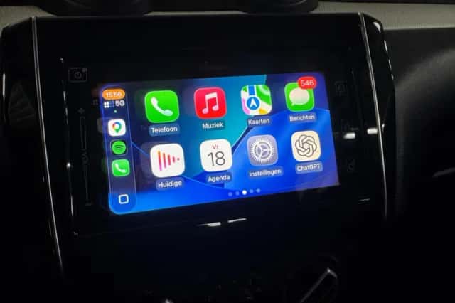 Suzuki Swift (2019) thumbnail 4