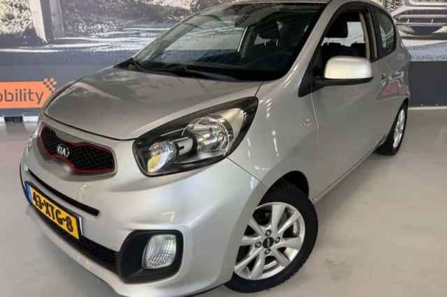 Kia Picanto (2012) thumbnail 2