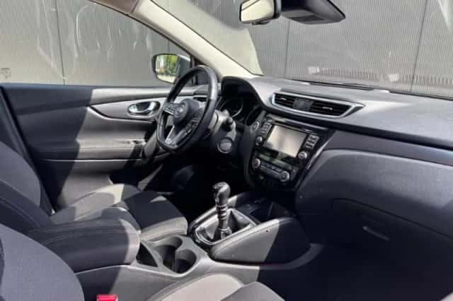 Nissan Qashqai (2018) thumbnail 6