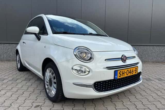 Fiat 500 (2017) thumbnail 2