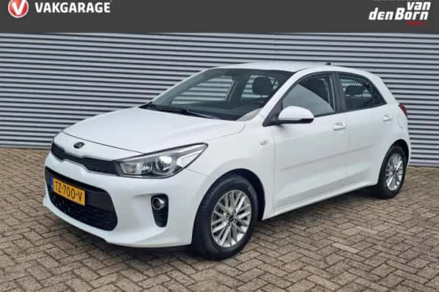 Kia Rio (2018) thumbnail 2
