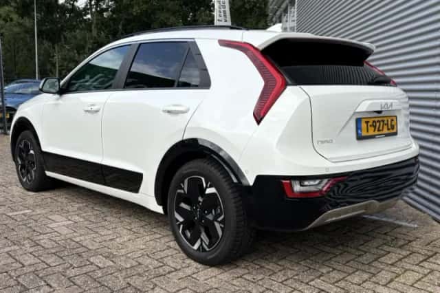 Kia Niro EV (2023) thumbnail 4
