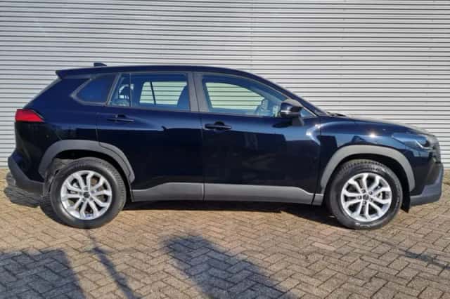 Toyota Corolla Cross (2022) thumbnail 6