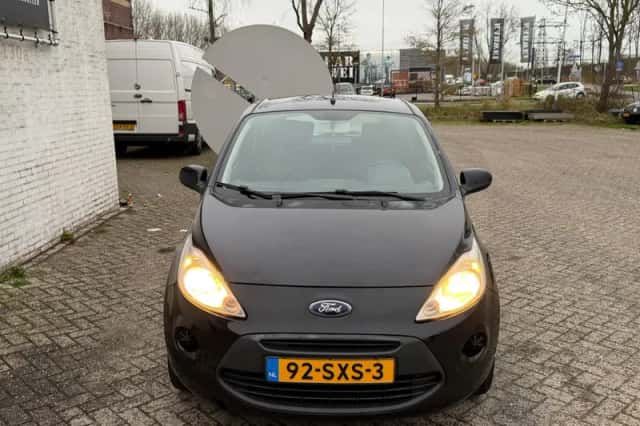 Ford Ka (2012) thumbnail 5