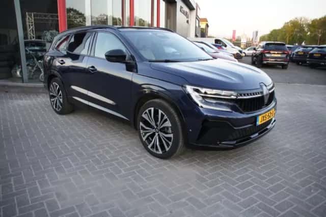 Renault Espace (2023) thumbnail 1