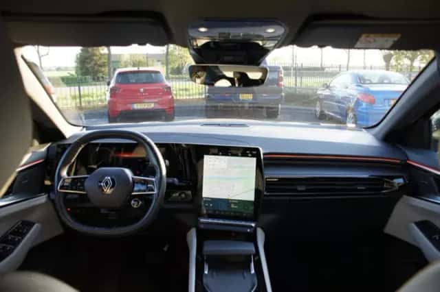 Renault Espace (2023) thumbnail 4