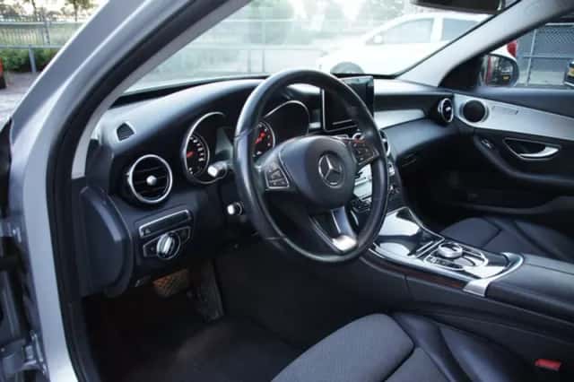 Mercedes-Benz C-Klasse (2016) thumbnail 5