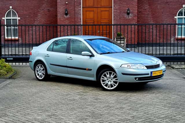 Renault Laguna (2003) thumbnail 1