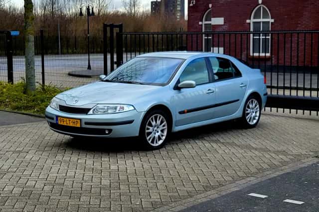 Renault Laguna (2003) thumbnail 4