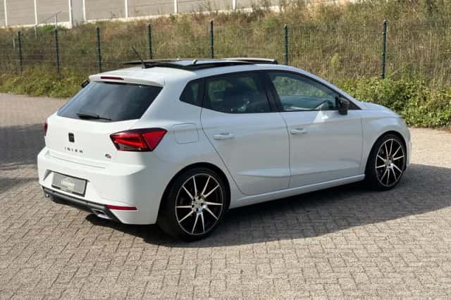 SEAT Ibiza (2021) thumbnail 3