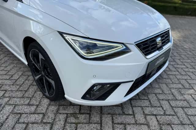 SEAT Ibiza (2022) thumbnail 5