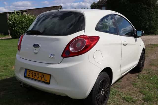 Ford Ka (2012) thumbnail 3