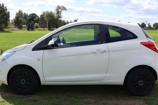Ford Ka (2012) thumbnail 6