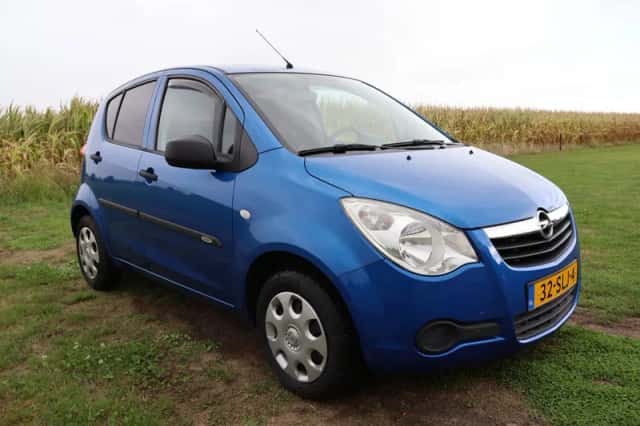 Opel Agila (2011) thumbnail 2