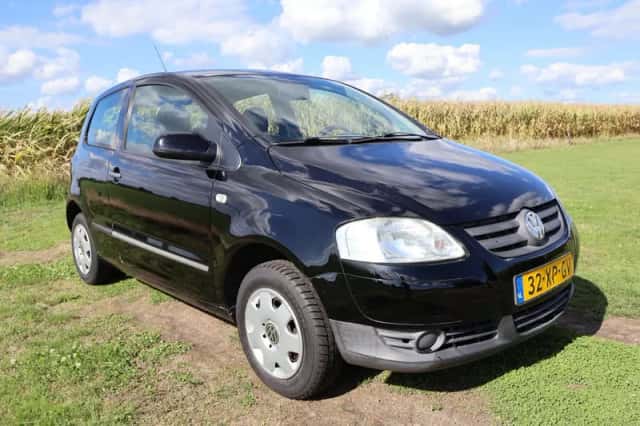 Volkswagen Fox (2007) thumbnail 2