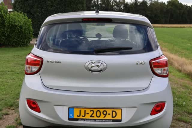 Hyundai i10 (2016) thumbnail 6