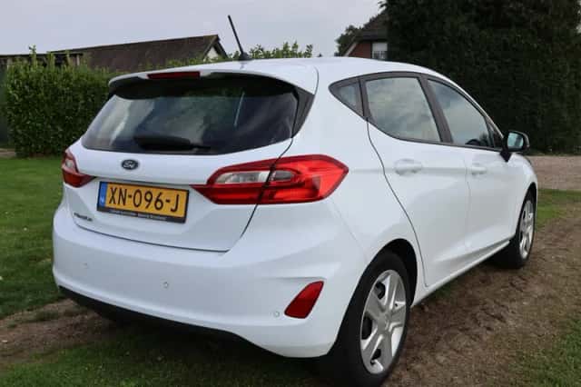 Ford Fiesta (2019) thumbnail 3