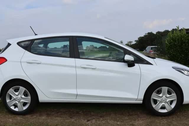 Ford Fiesta (2019) thumbnail 5