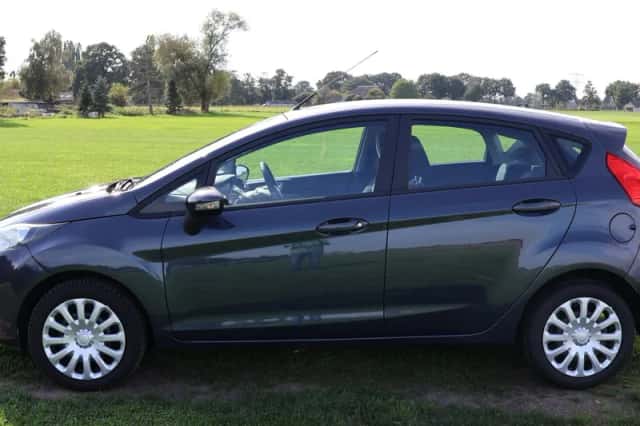 Ford Fiesta (2015) thumbnail 6
