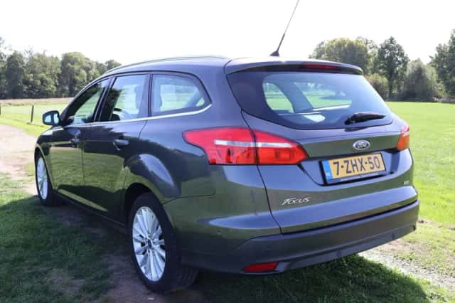 Ford Focus (2015) thumbnail 4