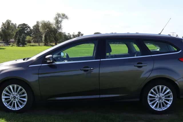 Ford Focus (2015) thumbnail 6