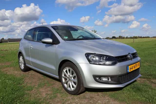 Volkswagen Polo (2010) thumbnail 2